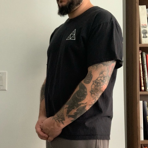 Black HUF t-shirt size XL - Picture 3 of 4
